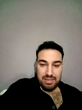 Snapshot of Aliii1657 chatting on 04/05/26, 12:30 Aliii1657 online show from 04/05/26, 12:30