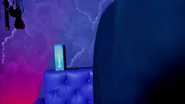 Lili milk20 online show from 11/04/25, 08:41