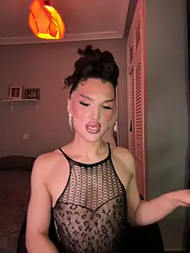 Snapshot of lacattiva chatting on 09/15/25, 12:43 lacattiva online show from 09/15/25, 12:43