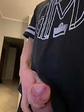 Snapshot of Axl_hot chatting on 02/07/26, 12:47 Axl hot online show from 02/07/26, 12:47