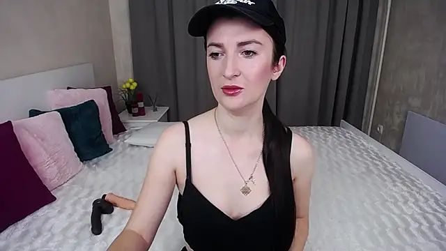 Snapshot of EvelinCuper chatting on 11/21/25, 06:23 EvelinCuper online show from 11/21/25, 06:23