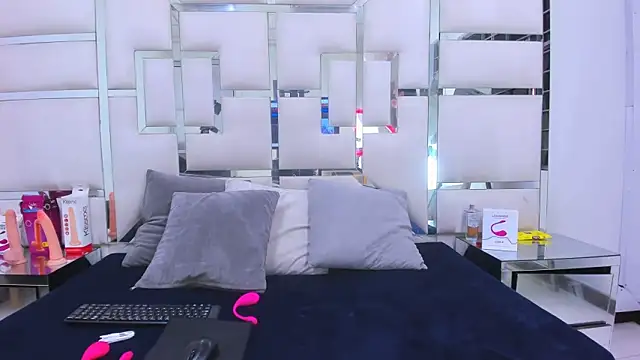 GabrielBrowm online show from 09/25/25, 08:23