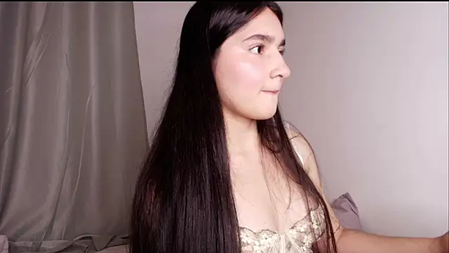 dulceangel   online show from 10/20/25, 04:02