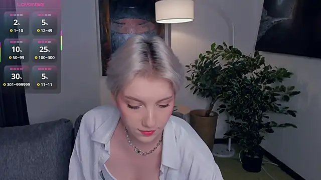 OdelynaAsp online show from 11/08/25, 12:16