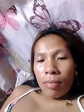 Snapshot of HotNaughtyGirl23 chatting on 09/11/25, 09:20 HotNaughtyGirl23 online show from 09/11/25, 09:20