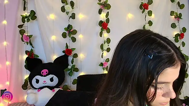 cutee andrea online show from 11/28/25, 03:09