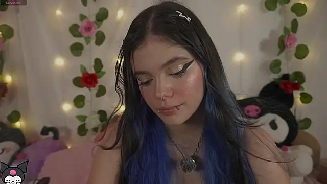 Snapshot of cutee_andrea chatting on 07/08/26, 02:16 cutee andrea online show from 07/08/26, 02:16