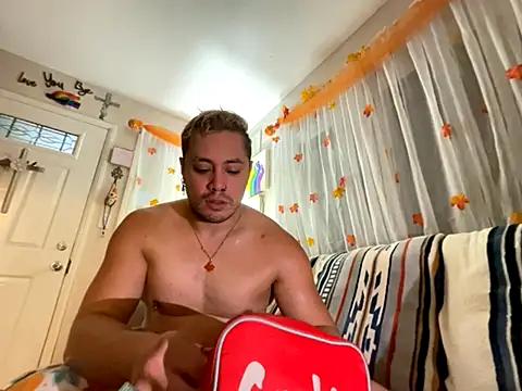 Snapshot of GirThyDock chatting on 11/03/25, 03:08 GirThyDock online show from 11/03/25, 03:08