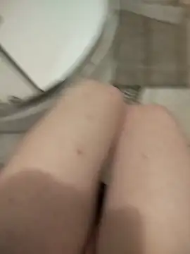 Dawidwi493  online show from 04/26/26, 12:19