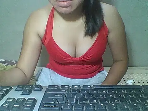 Skinny PinayGirljust18 online show from 04/20/26, 08:10