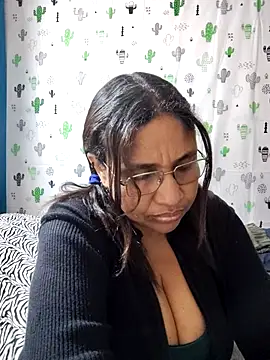 Snapshot of Avannay chatting on 09/26/25, 11:53 Avannay online show from 09/26/25, 11:53