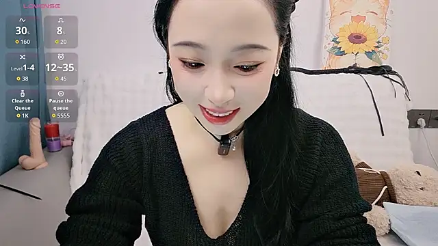 Snapshot of Yemao_0 chatting on 10/22/25, 11:37 Yemao 0 online show from 10/22/25, 11:37