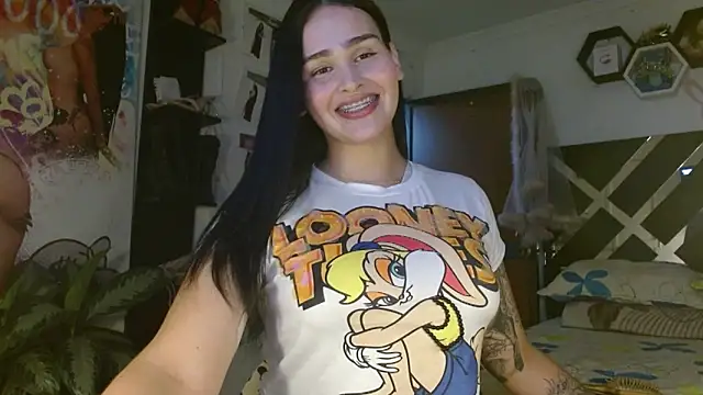 SarithaBunny online show from 02/18/25, 01:10