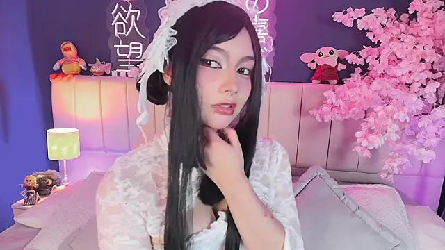 Shizuko  online show from 05/08/26, 08:47
