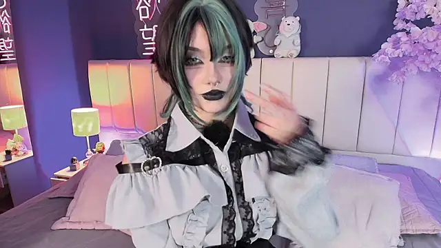 Shizuko  online show from 07/16/26, 08:48