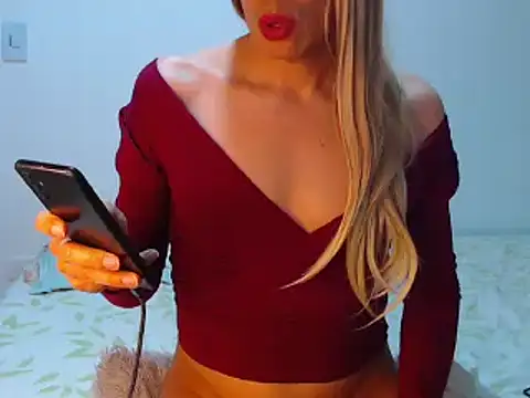 Danny4Hot online show from 11/19/25, 03:17