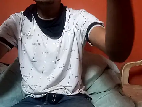 Snapshot of Hay-Viene-El-Huyy chatting on 09/26/25, 11:09 Hay-Viene-El-Huyy online show from 09/26/25, 11:09