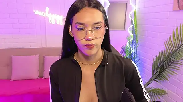 Snapshot of artemiss_tay chatting on 10/24/25, 07:21 artemiss tay online show from 10/24/25, 07:21