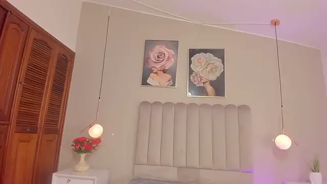 Snapshot of Dani_rosse_ chatting on 05/16/26, 12:26 Dani rosse online show from 05/16/26, 12:26