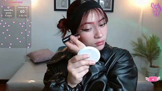 Snapshot of Evanss_lx chatting on 09/11/25, 06:30 Evanss lx online show from 09/11/25, 06:30