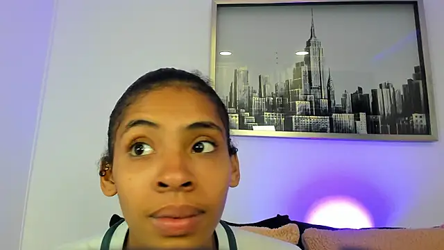 Snapshot of sarah_ashbourne chatting on 11/20/25, 12:38 sarah ashbourne online show from 11/20/25, 12:38