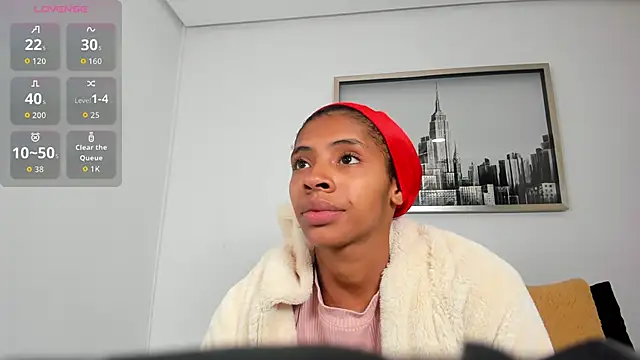 Snapshot of sarah_ashbourne chatting on 11/25/25, 01:33 sarah ashbourne online show from 11/25/25, 01:33