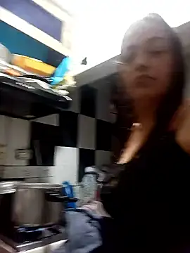 Snapshot of Lady_16 chatting on 01/11/26, 08:47 Lady 16 online show from 01/11/26, 08:47