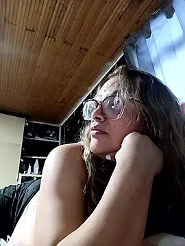 Lady 16 online show from 03/11/26, 11:00