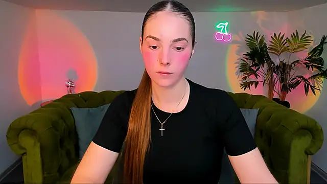 Snapshot of rad_rebel_ chatting on 10/21/25, 01:23 rad rebel online show from 10/21/25, 01:23