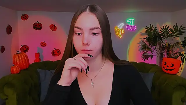 Snapshot of rad_rebel_ chatting on 11/04/25, 01:10 rad rebel online show from 11/04/25, 01:10