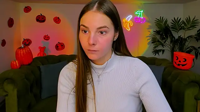 Snapshot of rad_rebel_ chatting on 11/12/25, 01:11 rad rebel online show from 11/12/25, 01:11