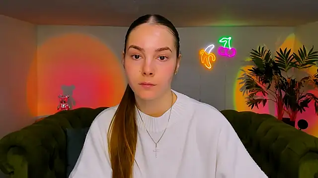 Snapshot of rad_rebel_ chatting on 11/15/25, 05:38 rad rebel online show from 11/15/25, 05:38