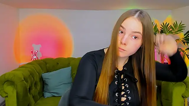 Snapshot of rad_rebel_ chatting on 11/21/25, 12:48 rad rebel online show from 11/21/25, 12:48