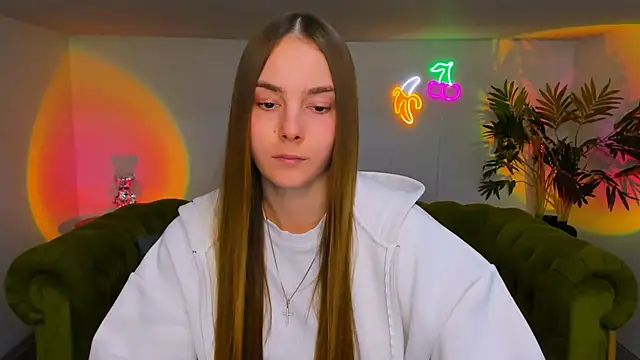 Snapshot of rad_rebel_ chatting on 12/04/25, 07:11 rad rebel online show from 12/04/25, 07:11