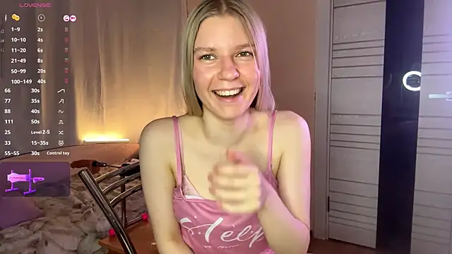 MaryjaneSpider online show from 11/12/25, 06:52