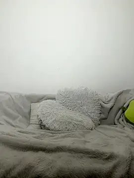 MiaKiittyy online show from 03/10/26, 10:59