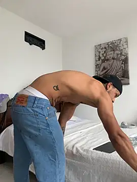 DeimonOficial online show from 11/14/25, 03:44