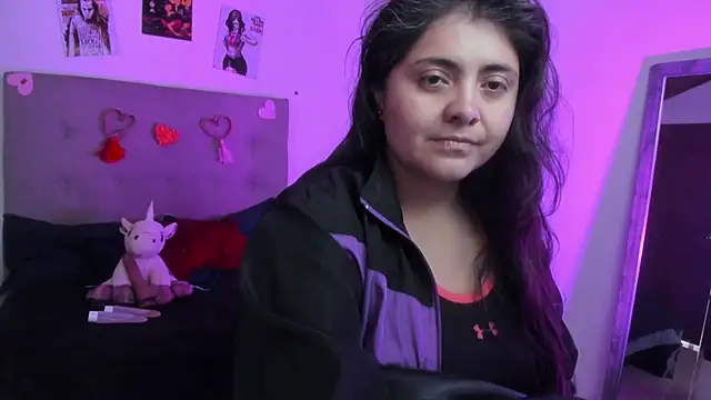 TifanyAmazinng online show from 02/14/26, 01:41