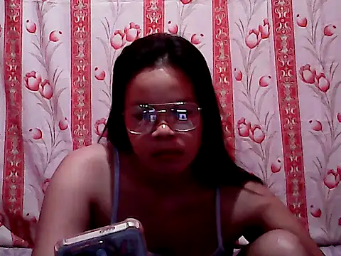 Snapshot of Sexylyka30 chatting on 10/31/25, 09:21 Sexylyka30 online show from 10/31/25, 09:21