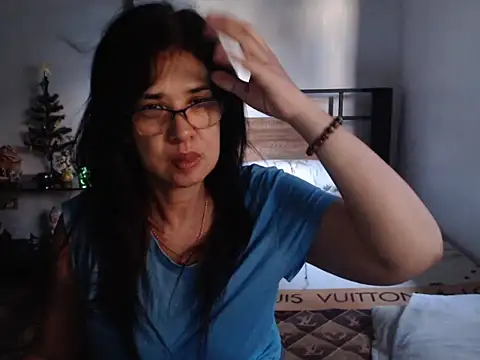 Snapshot of Prettysweetmum chatting on 05/01/26, 10:25 Prettysweetmum online show from 05/01/26, 10:25