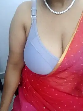 tami lavanya online show from 04/12/26, 03:33