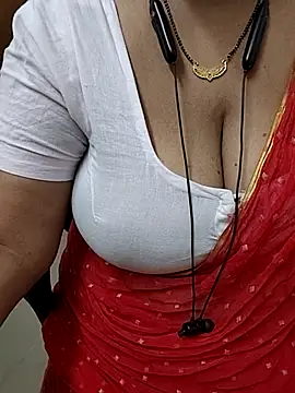 tami lavanya online show from 07/09/26, 04:44