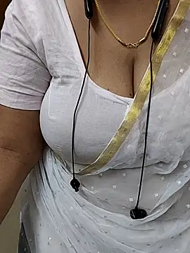 tami lavanya online show from 07/26/26, 11:17