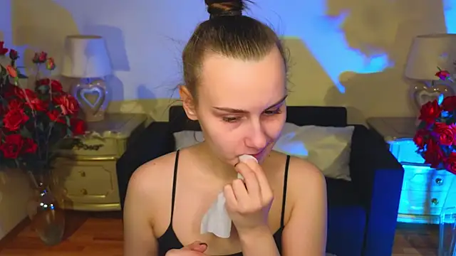 Kelly Cartier online show from 11/30/25, 11:58