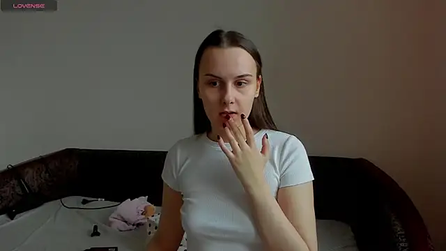 Kelly Cartier online show from 04/03/26, 01:42