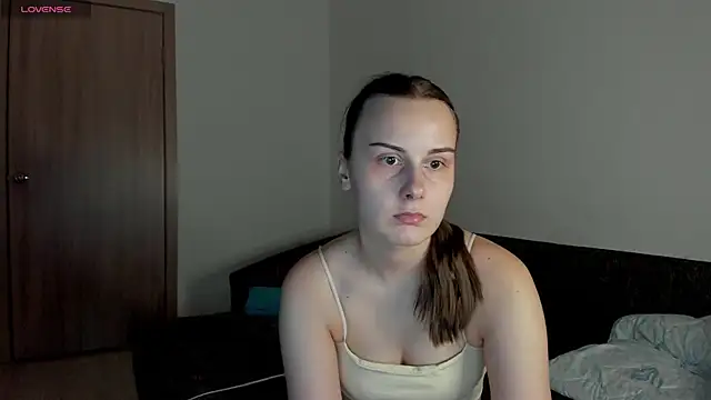 Kelly Cartier online show from 06/28/26, 07:53