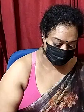 Snapshot of surekha-30 chatting on 09/24/25, 04:32 surekha-30 online show from 09/24/25, 04:32