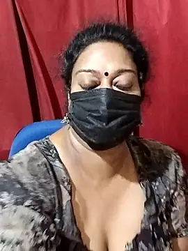 Snapshot of surekha-30 chatting on 10/23/25, 06:39 surekha-30 online show from 10/23/25, 06:39