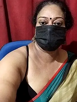 Snapshot of surekha-30 chatting on 11/08/25, 04:51 surekha-30 online show from 11/08/25, 04:51