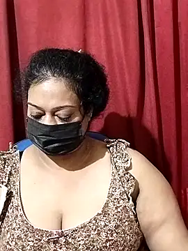 Snapshot of surekha-30 chatting on 11/22/25, 05:23 surekha-30 online show from 11/22/25, 05:23